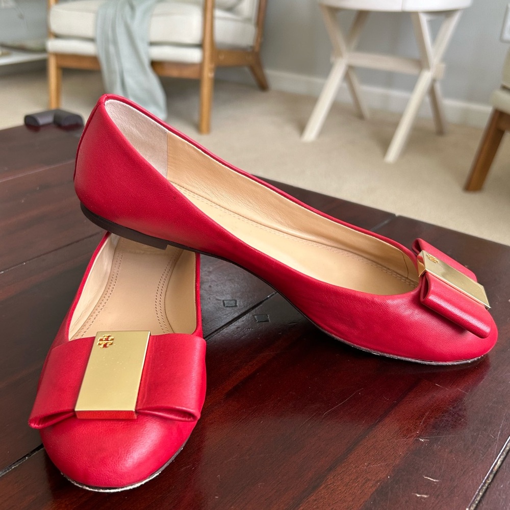 Tory Burch Chase Matte Glove Leather Bow Flats Red Size 7.5